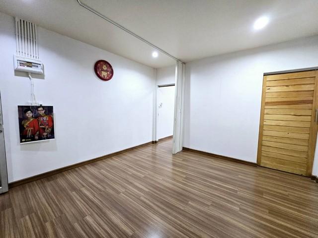 รหัส: 2260 ประกาศขาย TOWNHOME ขายทาวน์เฮ้าส์ ถนนประชาราษฎร์ สาย 1 ซอย 10 (ซ.อาทรอุปถัมภ์) แขวงบางซื่อ เขตบางซื่อ กรุงเทพ 5