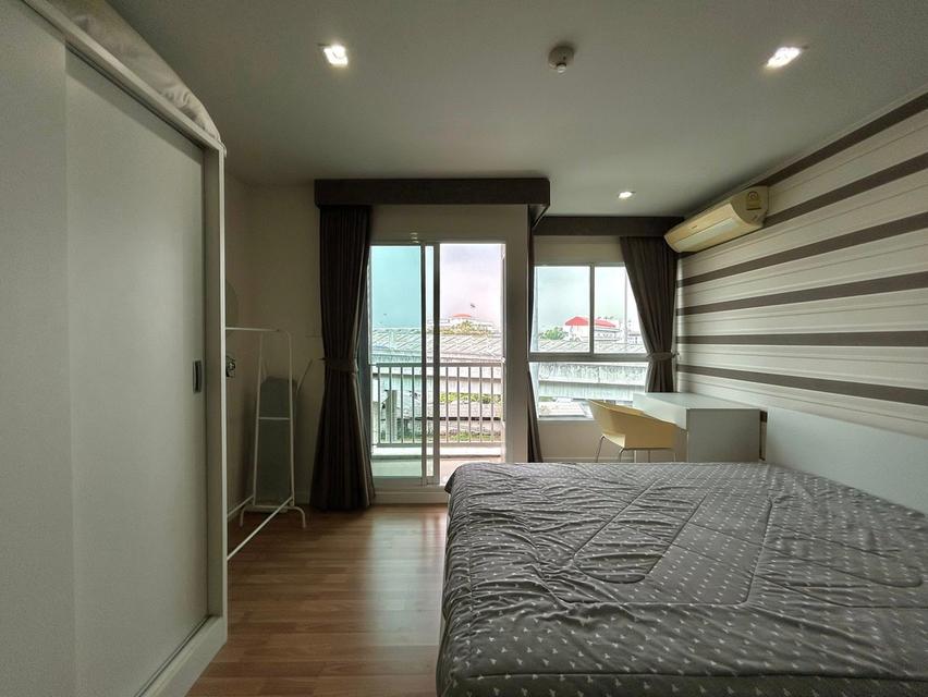 วี คอนโด เอกมัย - รามอินทรา 7