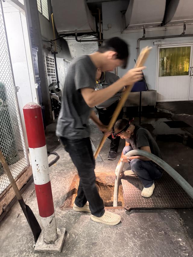 ดูดส้วม ส้วมตัน 0814927165 ป้อมปราบศัตรูพ่าย บางกอกใหญ่ สัมพันธธวงศ์ คลองสาน พระนคร รูปที่ 2