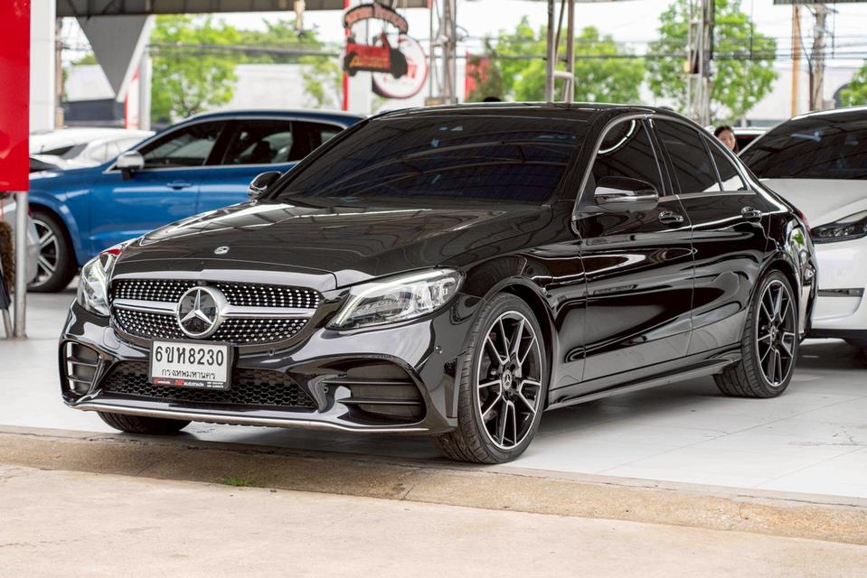 รหัสรถ NP8230 รุ่นรถ : BENZ C220d AMG DYNAMICปีรถ : 2019 รูปย่อยที่ 4