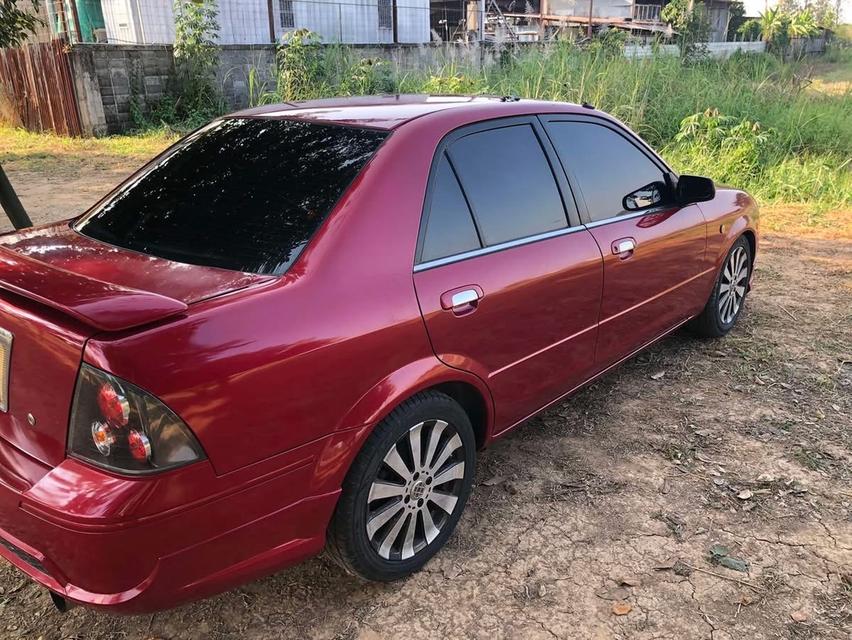 Ford Laser Tierra สีแดง ปี 2003 4