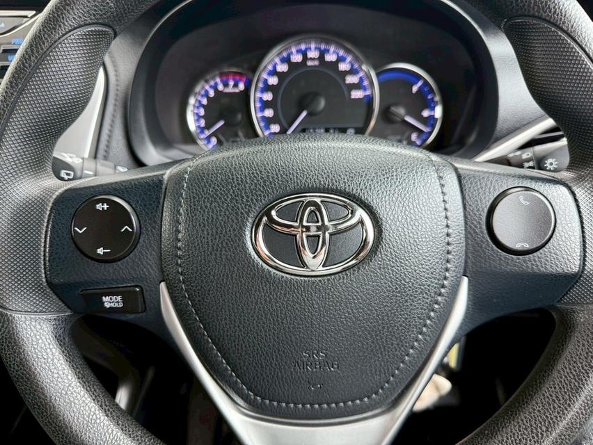 Toyota Yaris 1.2E ปี 2017 8