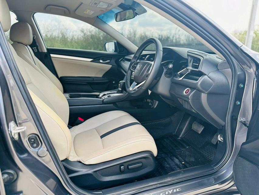 รถบ้าน สวย ราคาดี วิ่งเพียง 20,000โล ใหม่มาก วารันตีหลังการขาย  #รถคันนี้มีรายงานวาตีผลการตรวจสภาพรถ5⭐️⭐️⭐️⭐️⭐️  🔥 หล่อจัดเต็ม วิ่งน้อย เจ้าของมือเดี 6