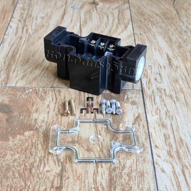 กล่องไฟวาล์วไฟฟ้า Terminal Box Yuken DSG-01 Series 4