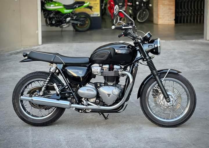 Triumph Bonneville 2019 3