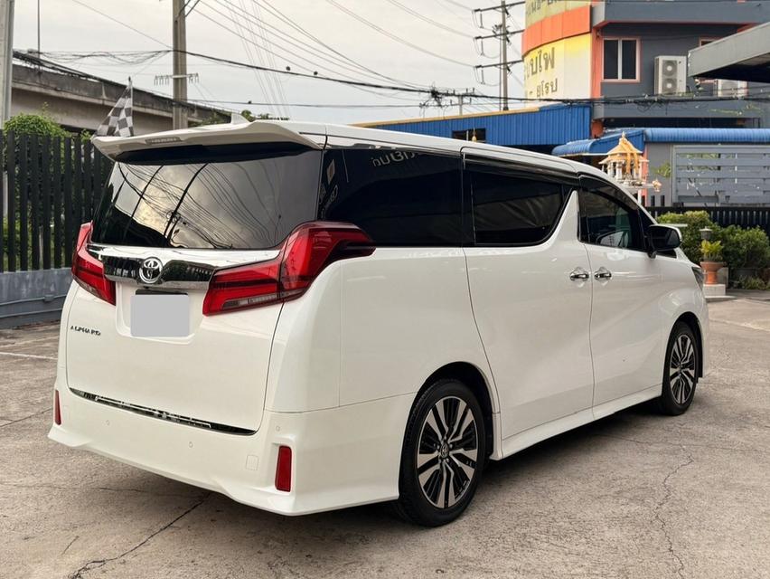 Toyota Alphard 2.5 SC Package ปี 2023 สีขาว
