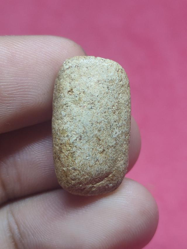 พระเนื้อผง หลวงปู่เผือก พิมพ์ขุดสระเล็ก 4