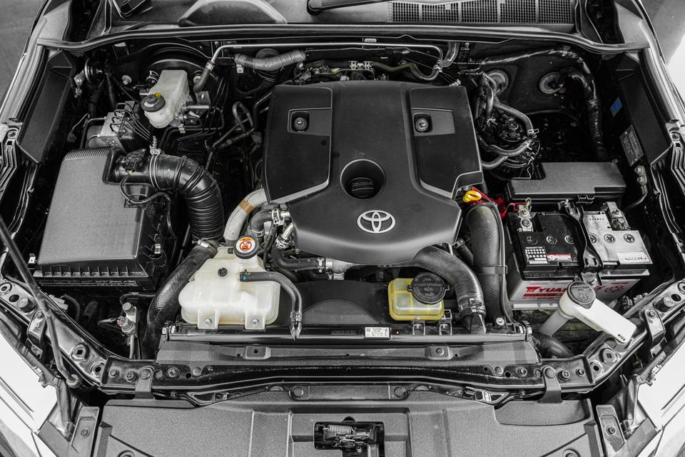 2020 TOYOTA FORTUNER 2.4 V 2WD SUV สีดำ เลขไมล์ 85055 กม. 20