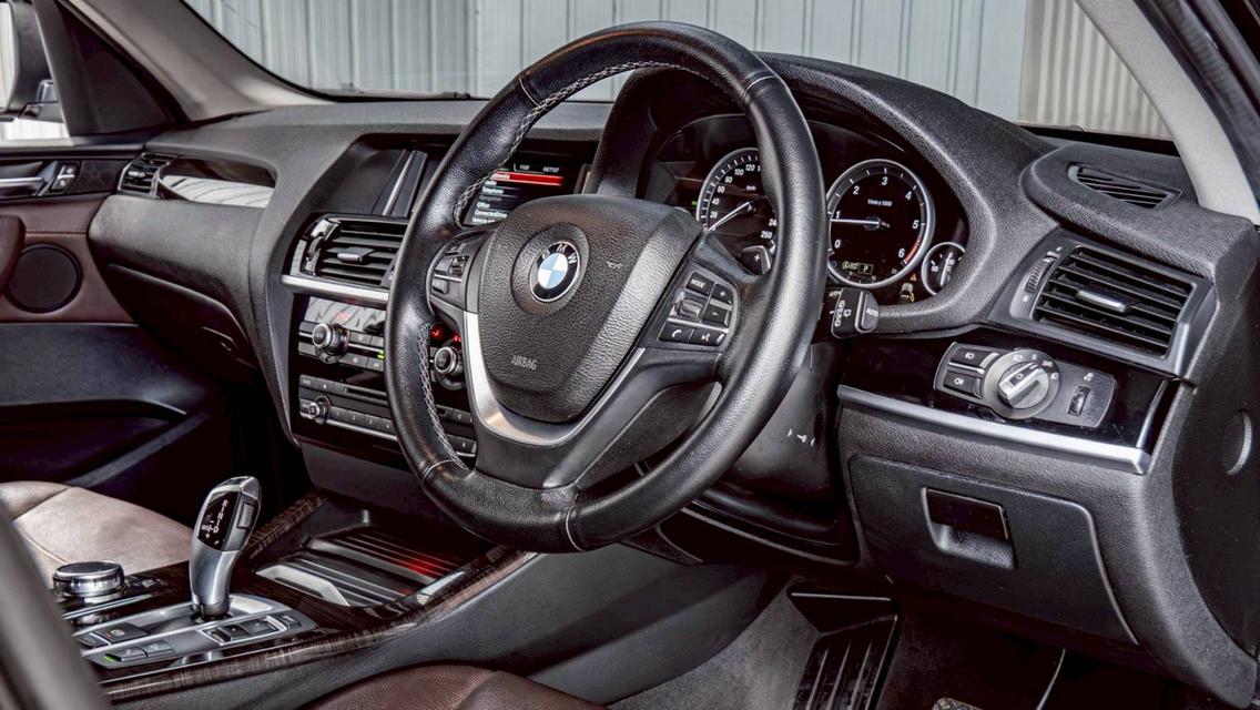 BMW X3 2.0d HIGHLINE ปี 2015 สีดำ โฉม F25 ปี10-18 รูปที่ 11