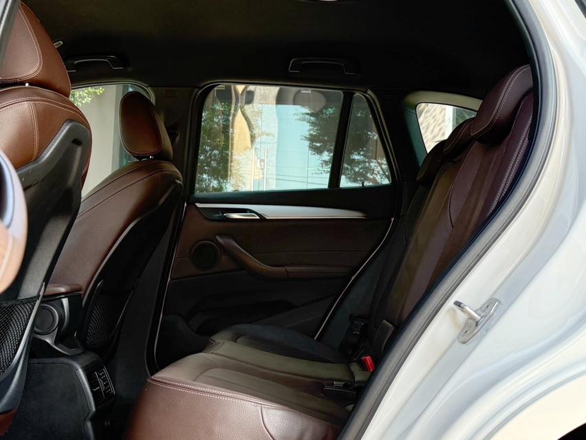 2019 BMW X1 20D MSPORT รถมือเดียวออกป้ายแดง รถวิ่งน้อย เข้าศูนย์ตามระยะ รถไม่เคยมีอุบัติเหตุครับ รูปที่ 14