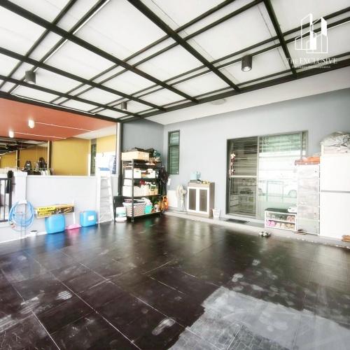 ขายทาวน์โฮม 2 ชั้น หมู่บ้านภัทราวรรณ  บางบัวทอง  ตกแต่งพร้อมอยู่  ( หลังมุม ) 2