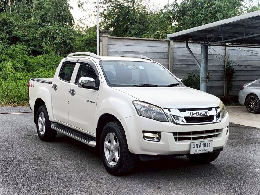 ISUZU DMAX  ISUZU. DMAX Pickup 4dr DCab Vcross Z-Prestige 4WD 3.ODCT (VGS, Navi) Y2014