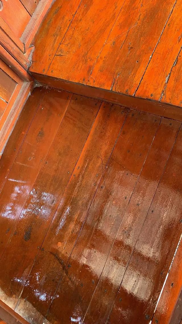 ขายบ้านสองชั้นครึ่งปูนครึ่งไม้พร้อมที่ดิน 2