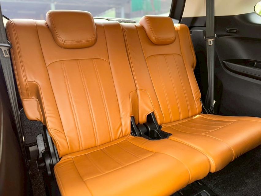 ISUZU MUX Wagon 4dr Active 7st Auto 6sp RWD 1.9DCTY2021. สีเทา ออโต้  9