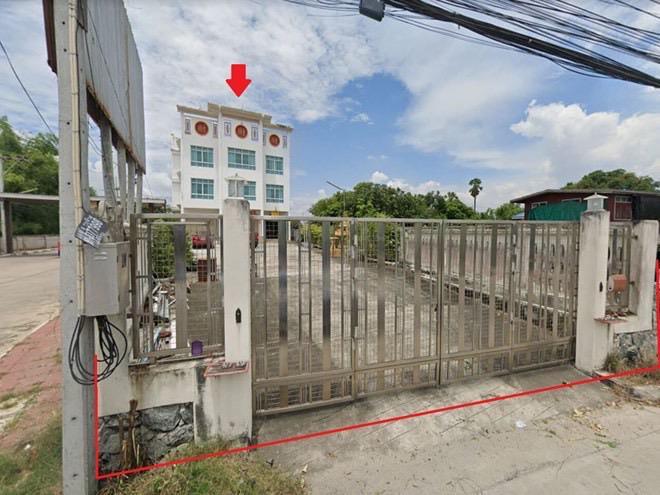 บ้าน 4 ชั้น นาป่า เมืองชล ชลบุรี 2