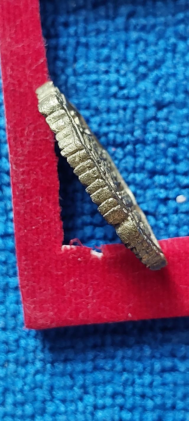 เหรียญหลวงพ่อดำวัดดุยง(วัดมุจลินทวาปีวิหาร)เนื้อใบพัดเรือ รูปที่ 3