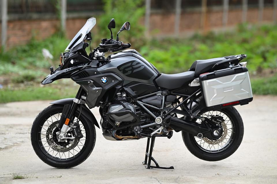 ส่งต่อ BMW R 1250 GS Triple Black ปี 2022