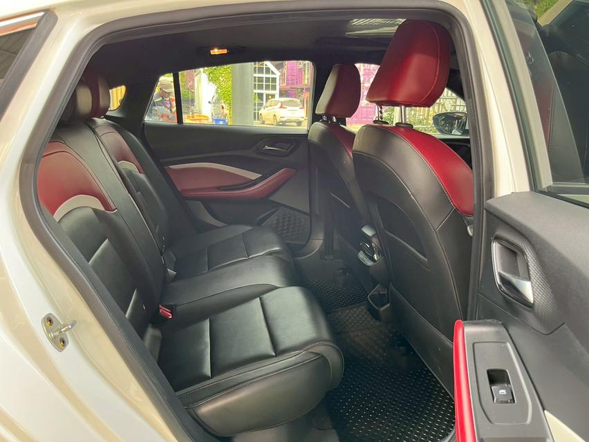 MG 5 1.5 X ปี 2024 หลังคา Sunroof i-Smart ติด LPG รูปที่ 6