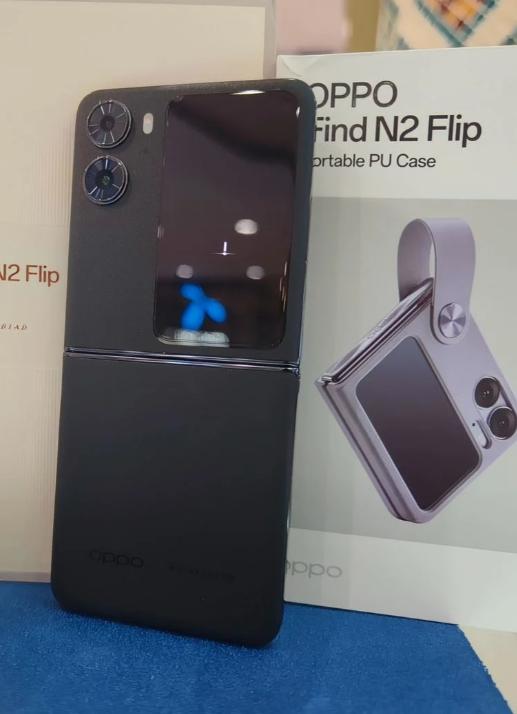 ขาย OPPO Find N2 Flip สวยๆ 2