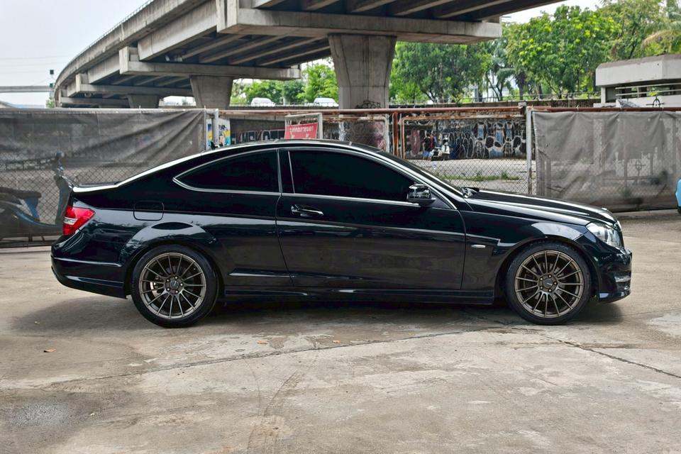 Mercedes-Benz C180 CGI Coupe AMG W204 AT ปี 2013 รถมือสอง ขายถูก 4
