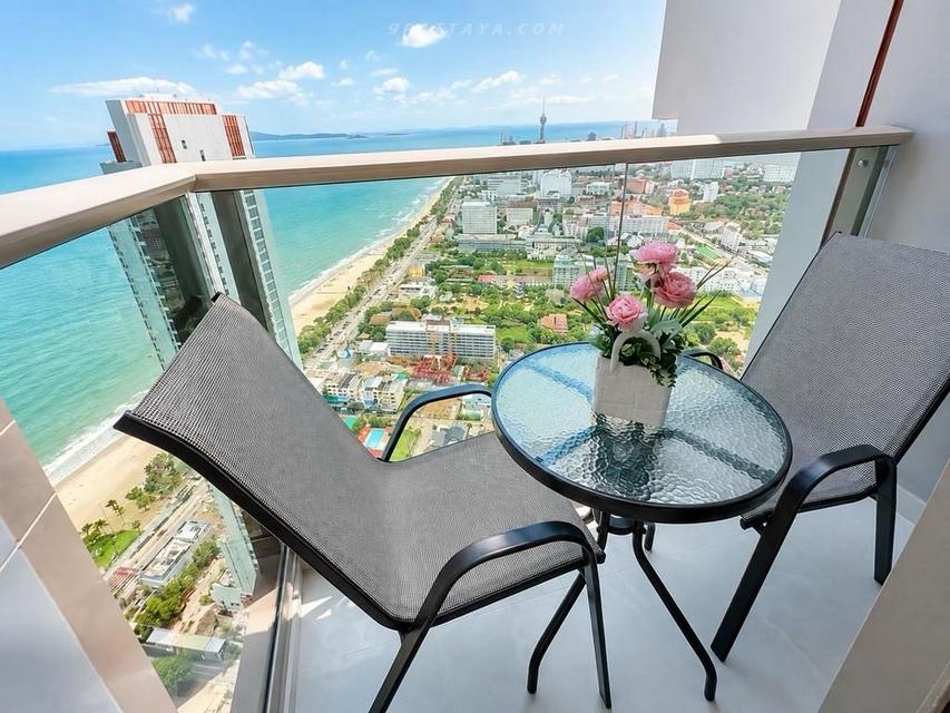 For Rent — Sea View Condo at Copacabana Beach JomtienBeautiful 1-bedroom condo for rent at Copacabana Beach Jomtien. High-floor unit with sea view 1