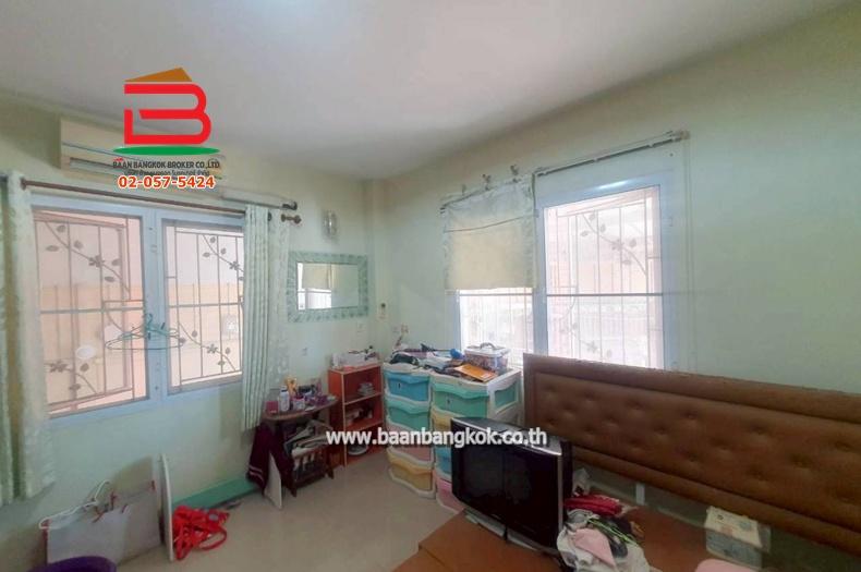 บ้านเดี่ยว ซอยเจ้าพระยา (ใกล้สถานีตำรวจประชาสำราญ) เนื้อที่ 50 ตรว. แขวงคลองสิบสอง เขตหนองจอก 9