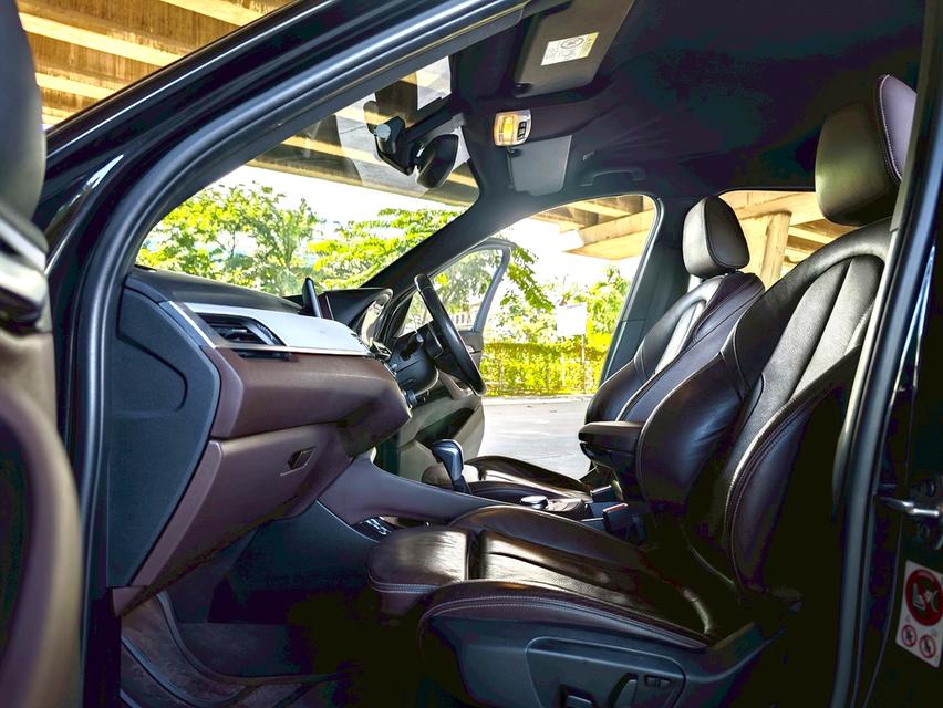 ขายรถ BMW X1 2.0 sDrive 1.8d M Sport ปี 2017 สีดำ เกียร์ออโต้ 11