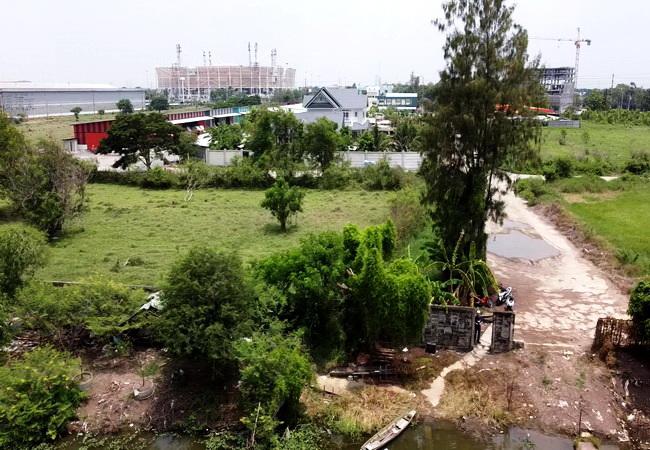 ขายที่ดิน หนองจอก ตรงข้ามบางกอกอารีน่า ติดคลองลำผักชี ถนนเชื่อมสัมพันธ์ เนื้อที่ 1-2-66 ไร่ 3