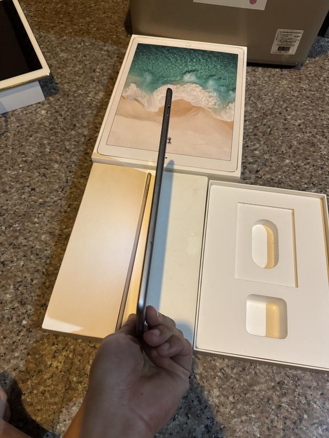 ขายiPadAir2สีSpace Gray64กิ๊กWifi Celluer ใส่ซิมได้มีกล่องสวยๆใช้งานดีทุกๆฟังชั่นถูกๆ 6