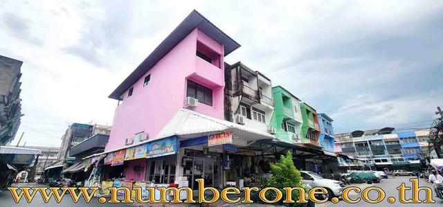 ม.รามอินทรานิเวศน์ ซ.รามอินทรา 67 ถ.รามอินทรา ขว.จระเข้ ข.บางกะปิ จ.กรุงเทพฯ