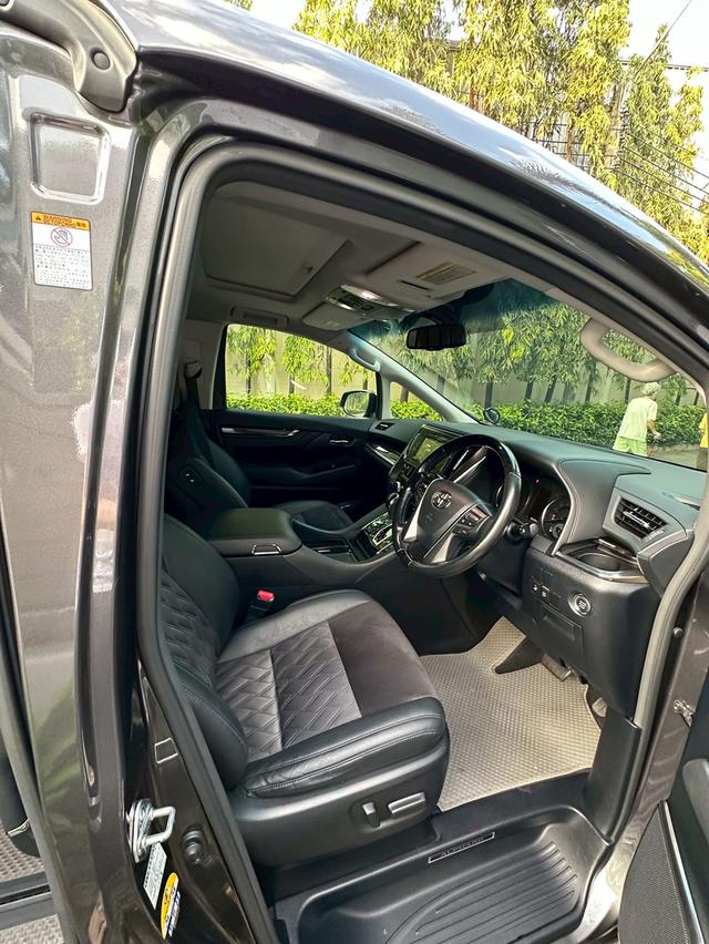 TOYOTA ALPHARD 2017 เจ้าของขายเอง 6