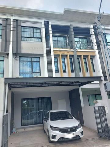 ให้เช่า ทาวน์โฮม3ชั้น วิวสระว่ายน้ำ 25ตรว.อยู่ถนน รามอินทรา65 ใกล้แฟชั่นไอส์แลนด์ 1