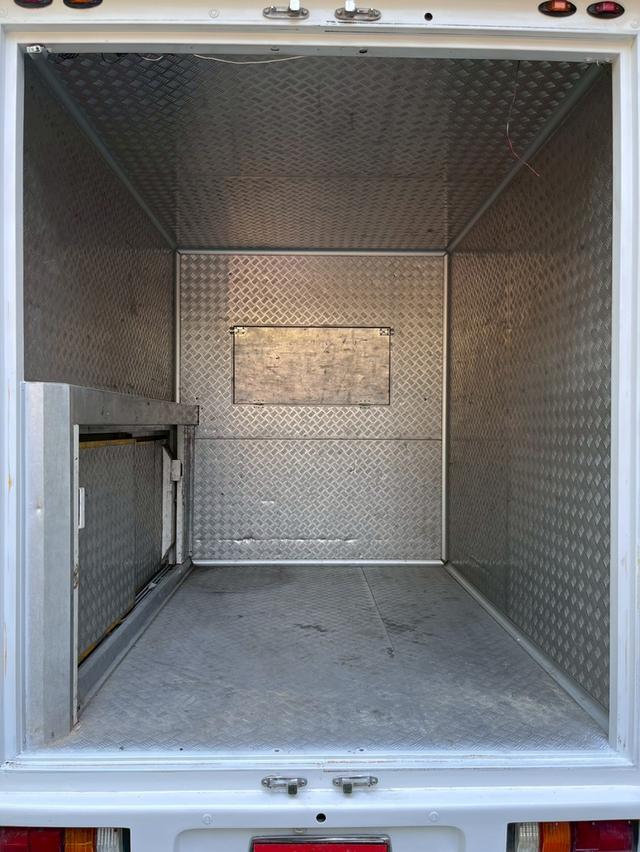 Toyota Revo ตอนเดียว 2.4 Entry ปี 2021 ติดตั้งตู้แห้ง พร้อมบรรทุก รูปที่ 6