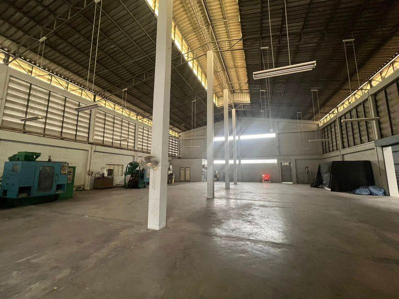 9Forrentให้เช่าโกดังพร้อมสำนักงาน ถนนพระองค์เจ้าสาย4 ทะลุถนนลำลูกกา รหัส  B939 9