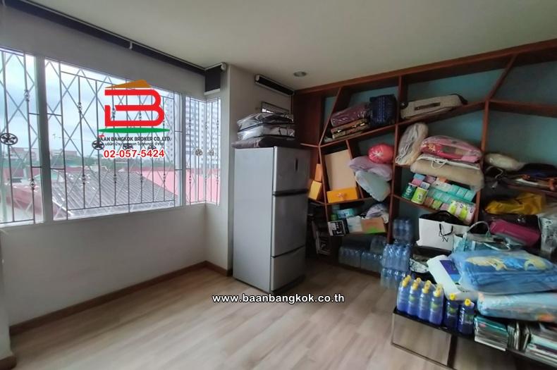 ทาวน์โฮม โครงการ พรีเมี่ยม เพลส 3 เอกมัย-รามอินทรา เนื้อที่ 22 ตรว ใกล้ตลาดนัดเลียบด่วนรามอินทรา แขวงนวลจันทร์ เขตบึงกุ่ม กรุงเทพมหานคร 12