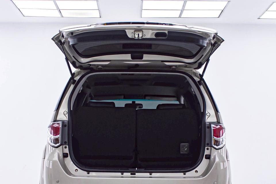 ✨ TOYOTA FORTUNER 2.5 V AT ปี 2014 โฉมแชมป์ TRD รูปที่ 6
