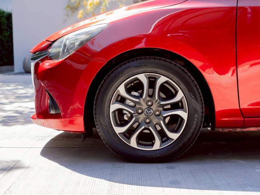 Mazda 2 1.5 Sport High Plus ปี 2015 ♨️ ประกันเครื่องเกียร์หลังการขาย3ปี / 30,000km. ♨️ 18
