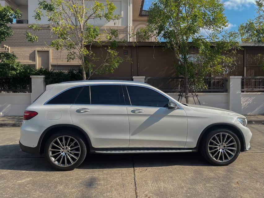 Mercedes-Benz glc250d AMG 4 matic ตัวท๊อป AMG 6