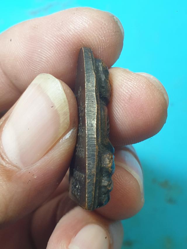 หลวงพ่อทวด หลังหนังสือ วัดช้างให้  ปี24