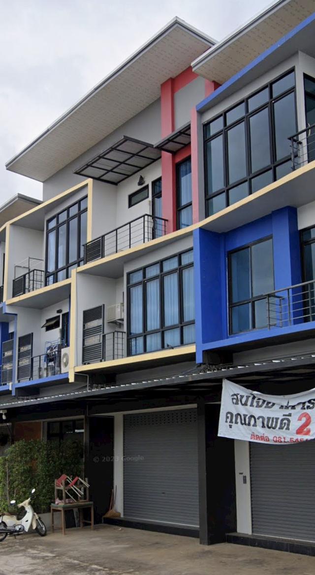 อาคารพาณิชย์ 3 ชั้น ห่างจาก มรภ.อุตรดิตถ์ เพียง 170 เมตร 3
