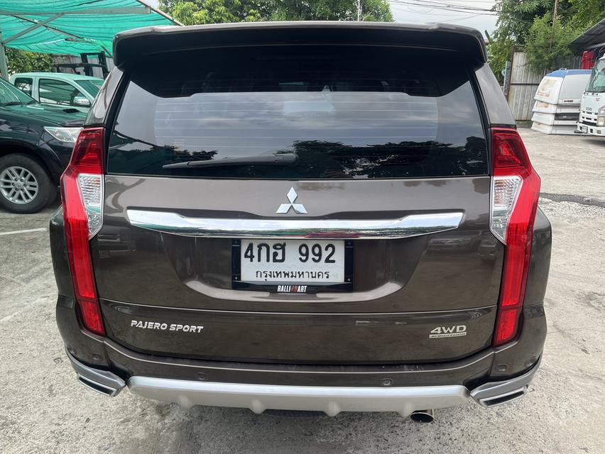 2016 Mitsubishi pajero 2.4 GT 4x4