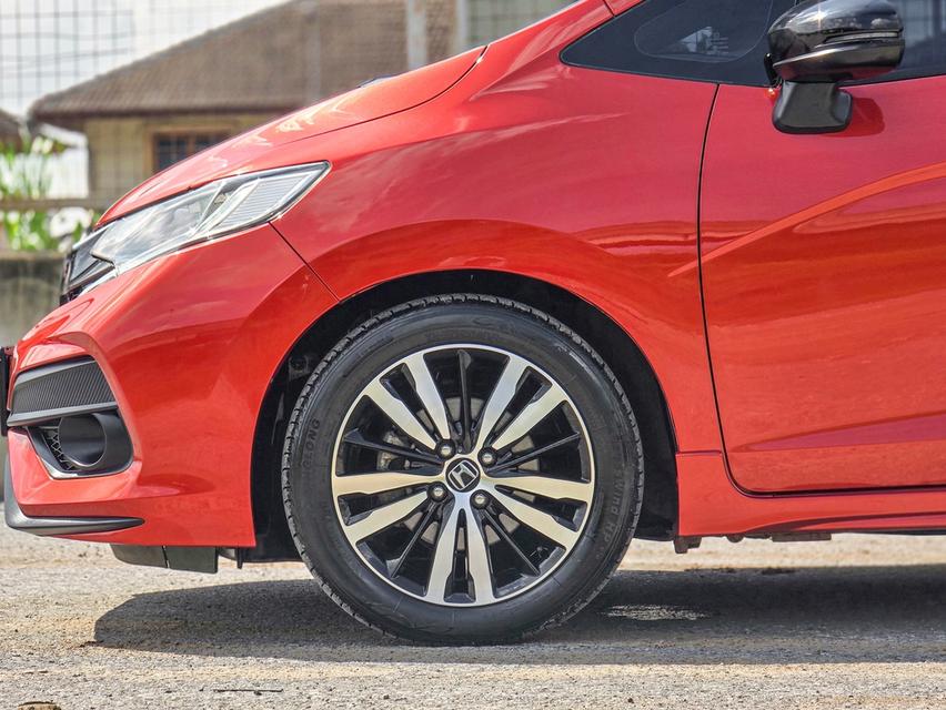 (แจ้งรหัสรถ CBL9542) HONDA JAZZ GK 1.5 RS+ 2018 🚗 รูปย่อยที่ 2
