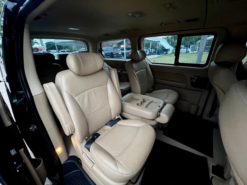 ขสย Hyundai H1 2.5Deluxe ปี20 13