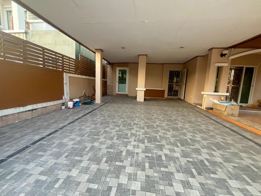 หมู่บ้านฟลอร่าวิลล์ รังสิต-ปทุมธานี ซอยวัดเปรมประชากร ต.บางพูน อ.เมืองปทุมธานี จ.ปทุมธานี 5