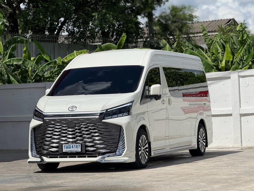 รหัสรถ WRT4187 2024 TOYOTA COMMUTER, 2.8 AT (Euro 5)
