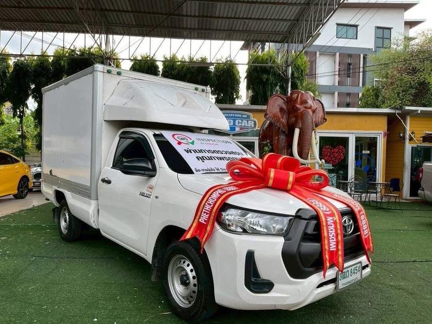 TOYOTA REVO SINGLECAB รุ่น ENTRY เครื่อง2.4cc.เกียร์ธรรม ปี 2022 รถกระบะตู้บรรทุกCARGO-BOX สภาพสวย พร้อมใช้งาน! ไมล์แท้100%คะ
