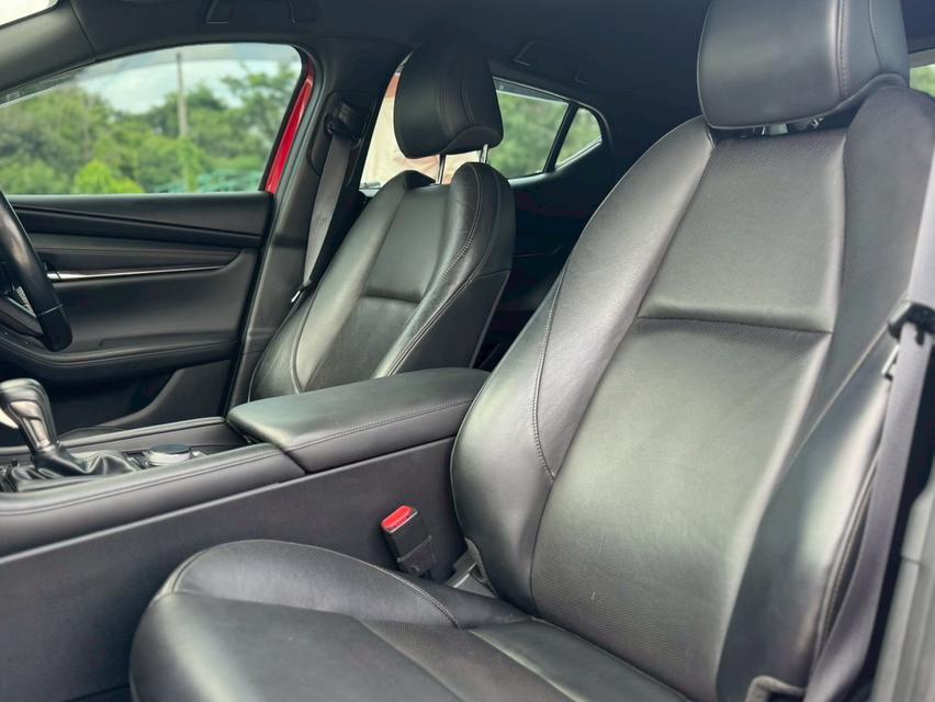 MAZDA 3 SKYACTIVE Hatch 5dr  S Sports SA 6sp FWD 2.0i Y2020 (MNC) สีแดง เกียรออโต้  14