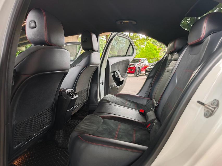 ✅ 2020 Mercedes-Benz A200 1.3 AMG Dynamic AT รูปที่ 16
