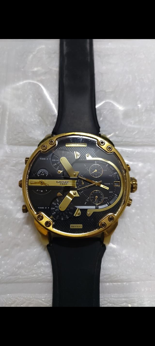 Diesel Mr.Daddy 2.0 Gold & Black Dial Mens Watch 