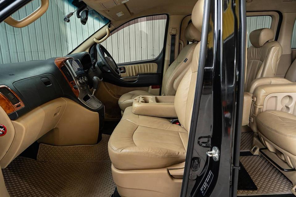 HYUNDAI H1 DELUXE ปี 2014 สีดำโฉม ปี08-18 รูปที่ 11